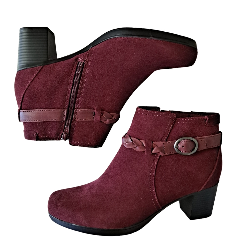 Clarks Bendables bootie